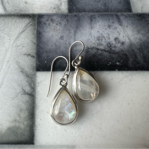 925 Sterling Silver Jewelry - Sterling Silver & Moonstone Drop Earrings
